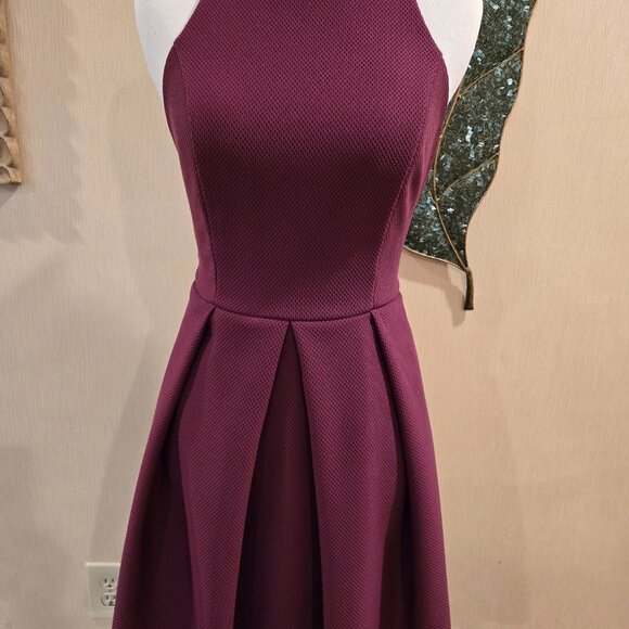 Perfect Plum - Picture 2 of 4